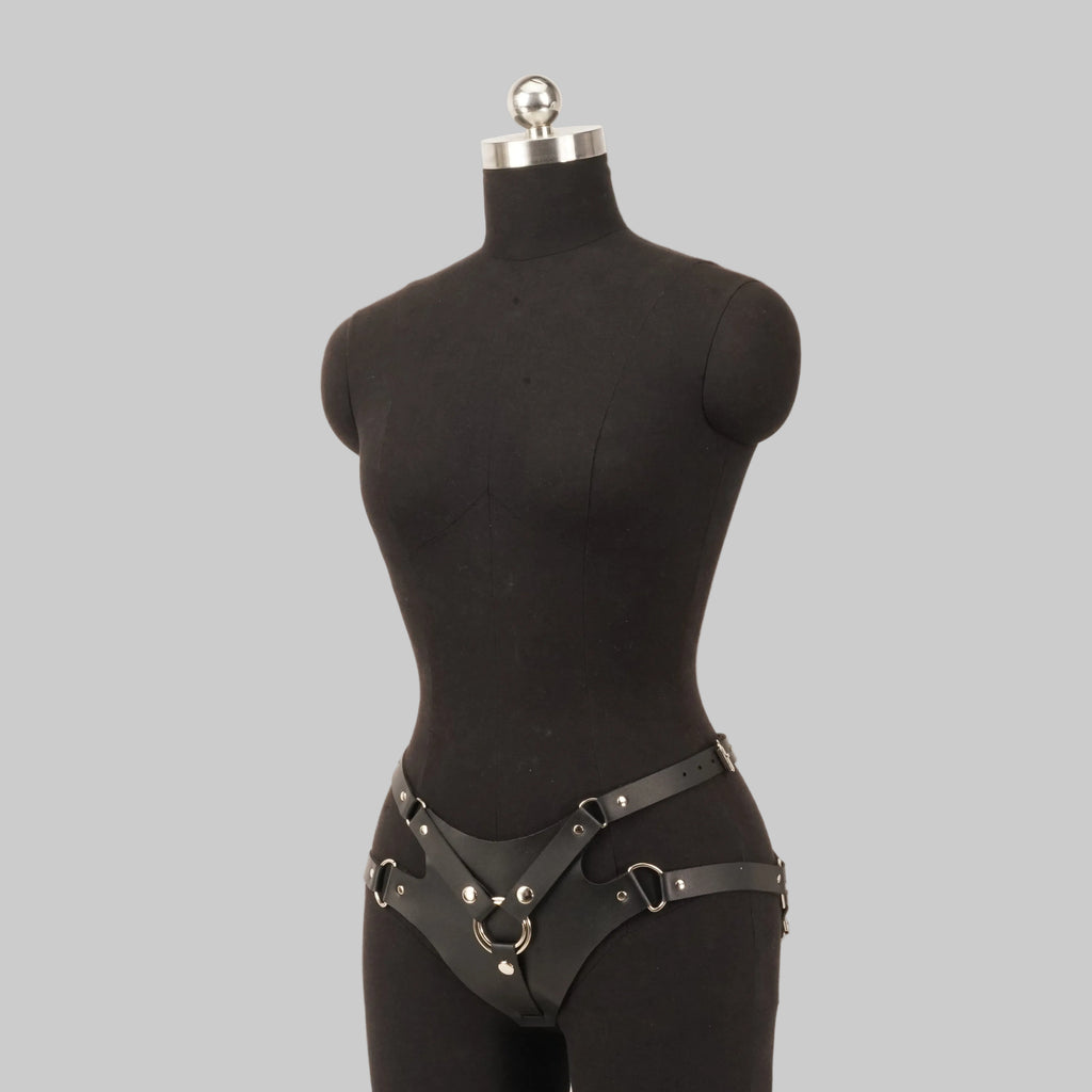 QUARTZ LEATHER PANTIES