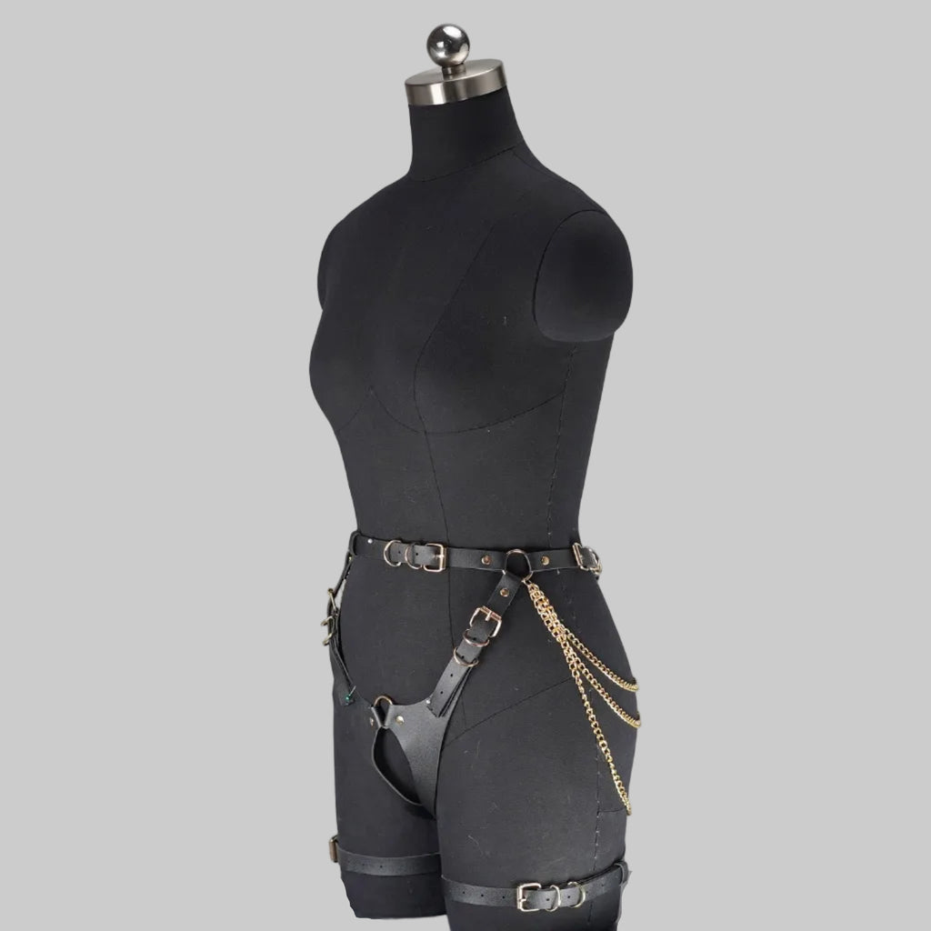 AURELIA HARNESS
