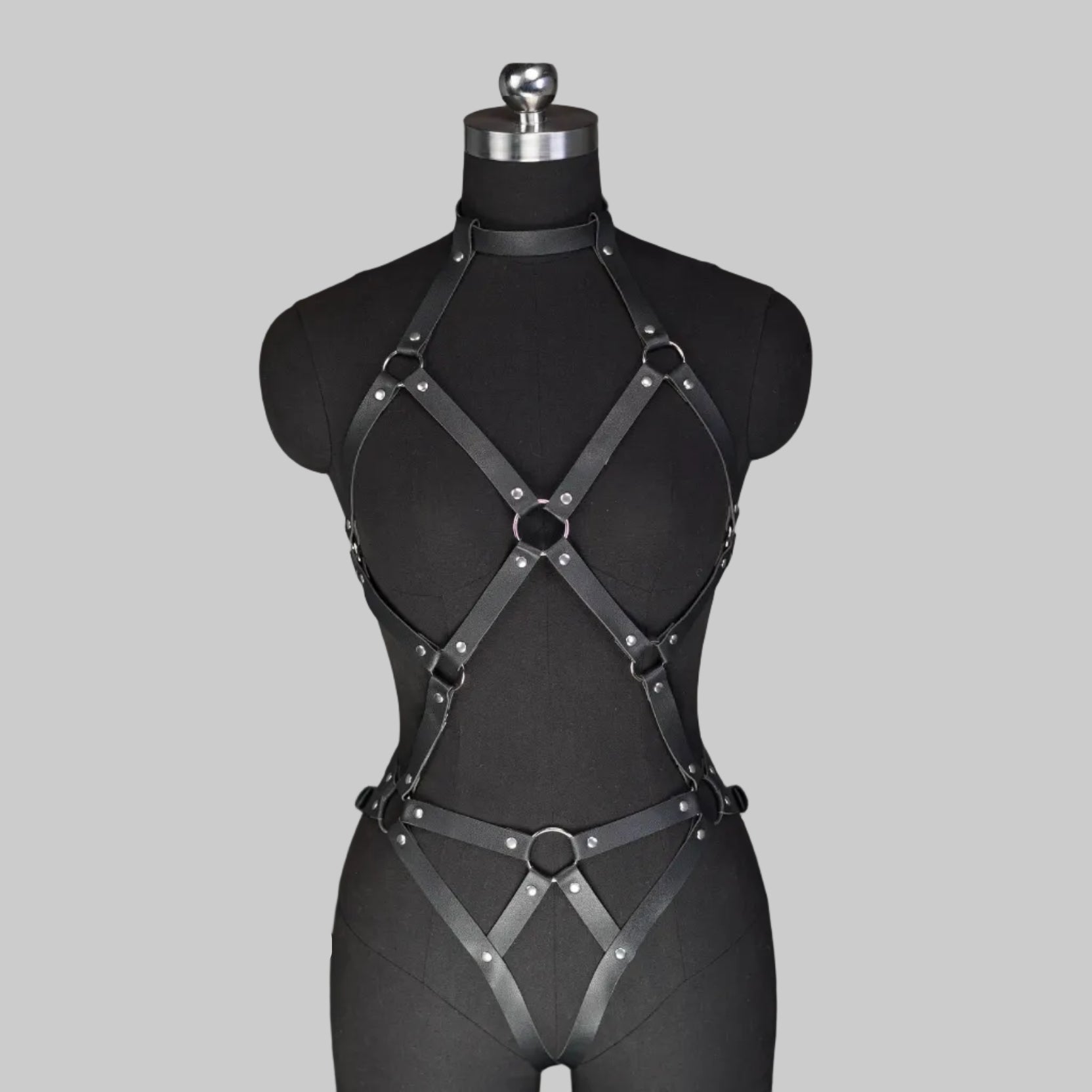FALL IN LOVE BLACK HARNESS