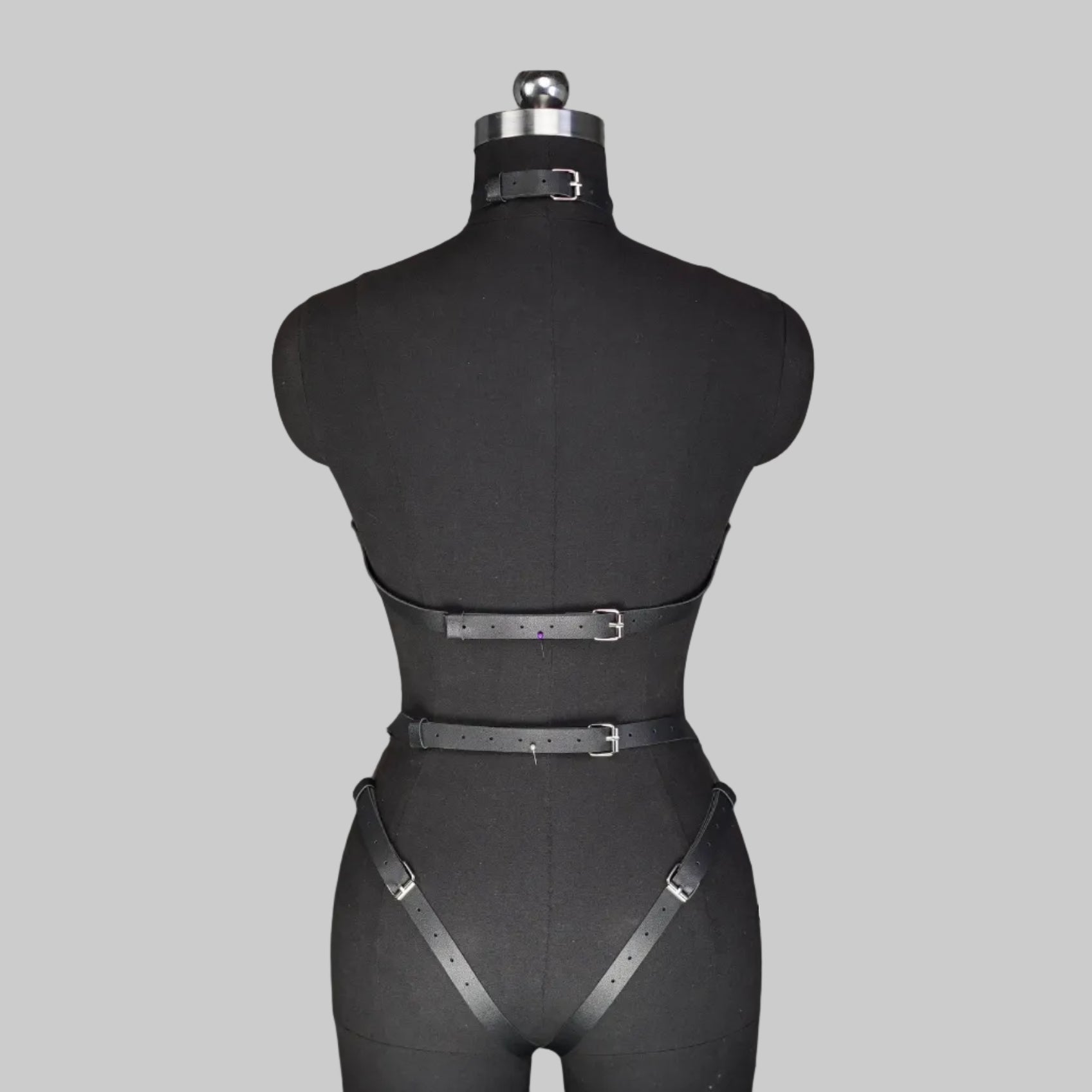 FALL IN LOVE BLACK HARNESS